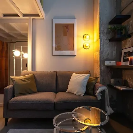 Artsy Design Loft - Hip District Uptown Vilnius