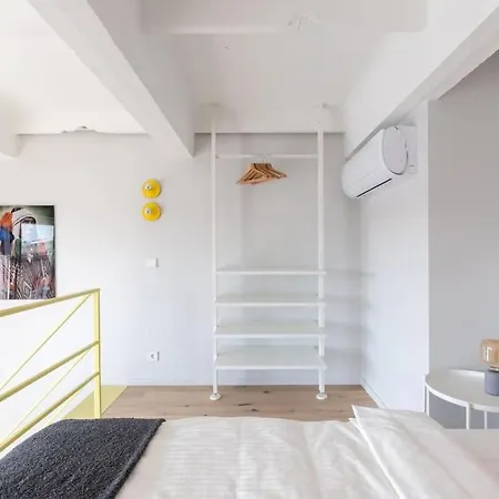 Apartment Artsy Design Loft - Hip District Uptown *