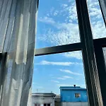 Artsy Design Loft - Hip District Uptown アパート *