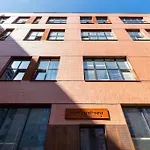 Artsy Design Loft - Hip District Uptown * ヴィリニュス