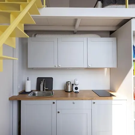 Artsy Design Loft - Hip District Uptown *