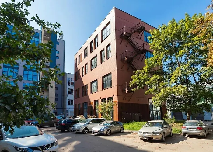 Butas Artsy Design Loft - Hip District Uptown Vilnius