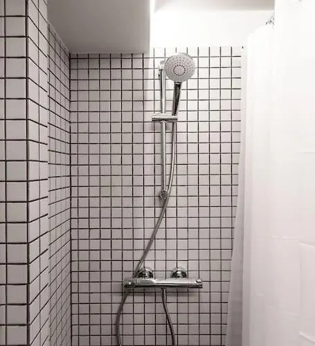 Apartment Artsy Design Loft - Hip District Uptown *